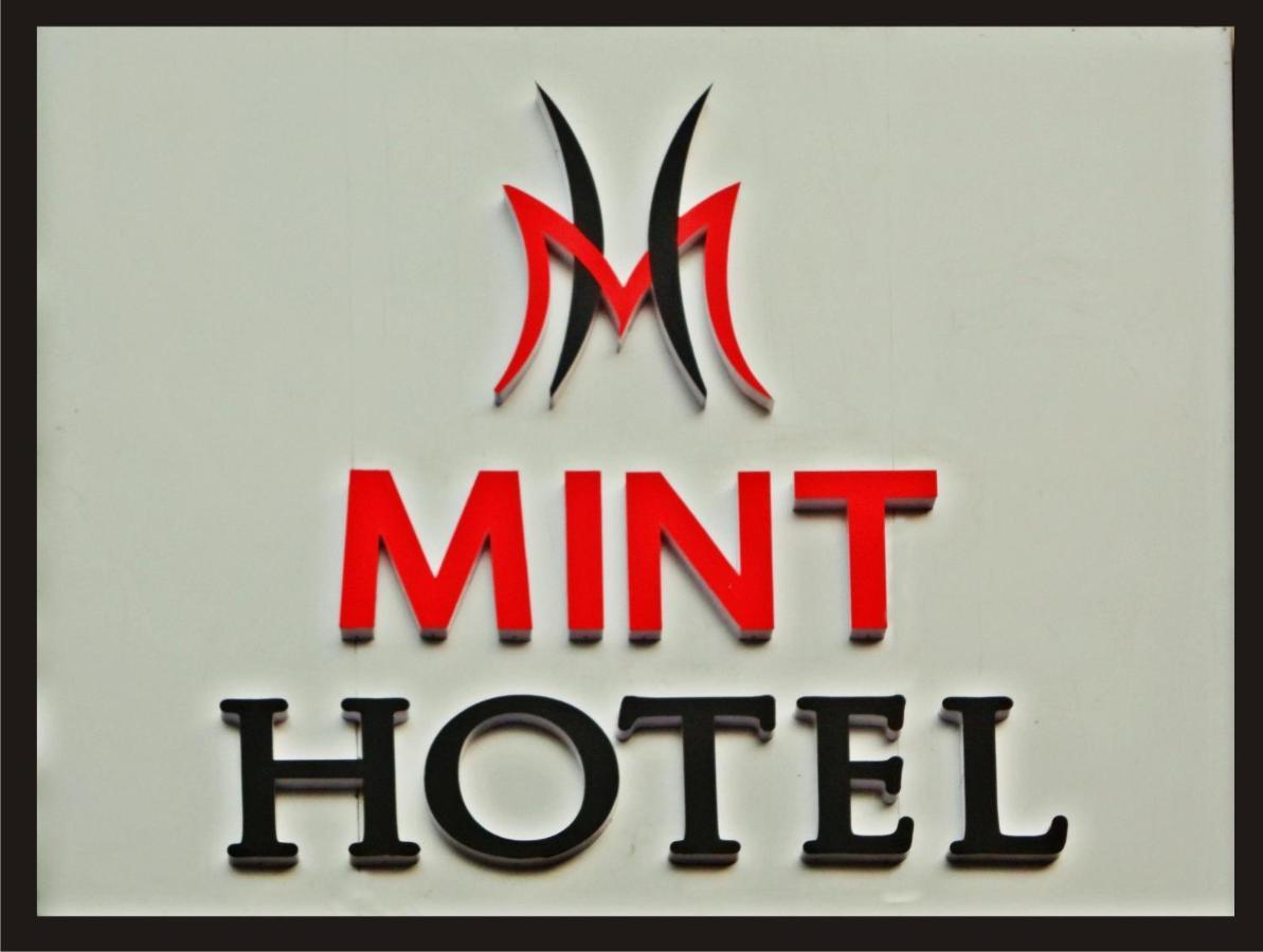 Mint Hotel Chandīgarh エクステリア 写真