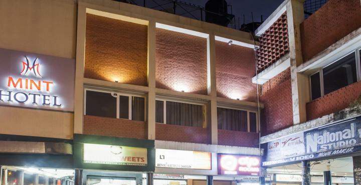 Mint Hotel Chandīgarh エクステリア 写真