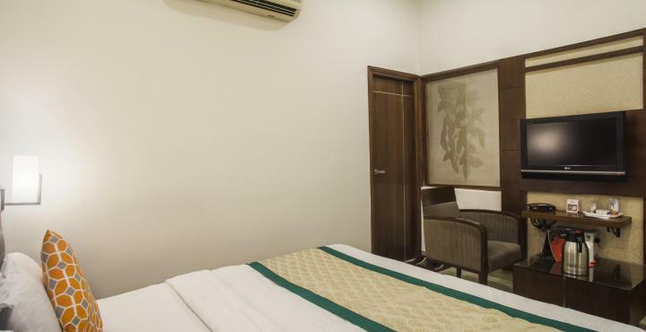 Mint Hotel Chandīgarh エクステリア 写真